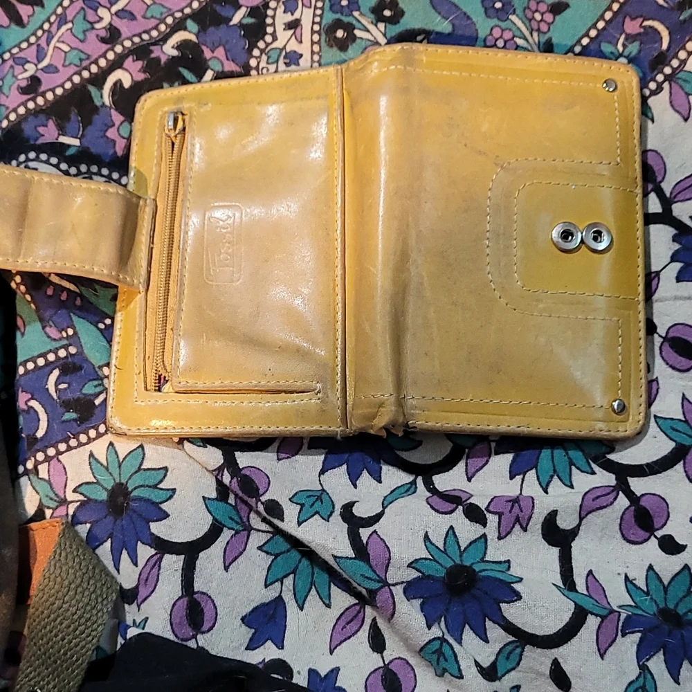 Wallet - Picture 2 of 2